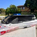 Seibon Carbon STI style luchthapper scoop - WRX + STi 03-05