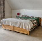 Houten tweepersoons bed, Huis en Inrichting, Bruin, Tweepersoons, Ophalen of Verzenden, Zo goed als nieuw