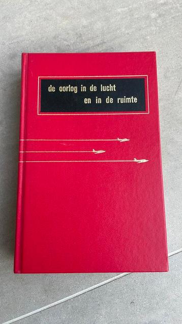 De oorlog in de lucht en in de ruimte beschikbaar voor biedingen