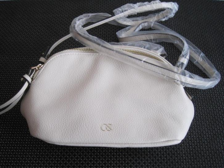 Oriflame handtas type Hay Crossbody Bag, Sieraden, Tassen en Uiterlijk, Tassen | Damestassen, Nieuw, Handtas, Overige kleuren