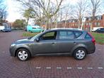 Kia cee'd 1.4 CVVT X-tra (bj 2010), Auto's, Voorwielaandrijving, Euro 5, Gebruikt, 4 cilinders