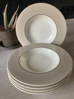 Vintage borden HEMA, Huis en Inrichting, Keuken | Servies, Ophalen, Overige materialen, Zo goed als nieuw, Bord(en)