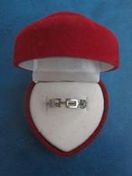 Ring - zilverkleurig - vakjesring (NIEUW), IJzer of Staal, Nieuw, Ophalen of Verzenden, Kleiner dan 17