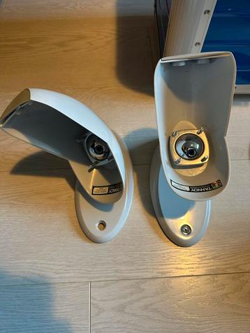 Tannoy Arena Muurbeugels Wit (2 stuks) beschikbaar voor biedingen