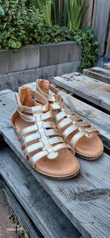 Friboo lether sandalen maat 33 beschikbaar voor biedingen
