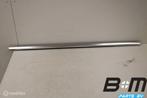 Ruitafdichting rechts Audi Q3 F3 83F839476, Gebruikt