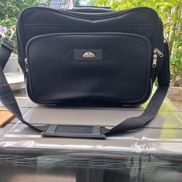 Samsonite laptop schoudertas  beschikbaar voor biedingen