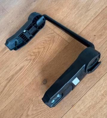 Nette Joolz hub maxi cosi adapters  beschikbaar voor biedingen