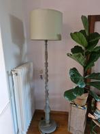 Grijze lampenvoet 150 cm hoog met kap 173 cm, Ophalen, Zo goed als nieuw