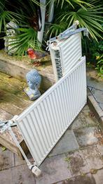 3 x Radiatoren ( 2 x met ombouw ), Doe-het-zelf en Verbouw, Verwarming en Radiatoren, Ophalen, 30 tot 80 cm, Gebruikt, Radiator