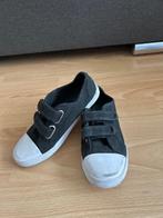Gymschoenen maat 33, Kinderen en Baby's, Kinderkleding | Schoenen en Sokken, Gebruikt, Ophalen of Verzenden, Victory, Jongen of Meisje