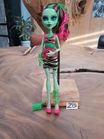 Monster High Pop - Venus McFlytrap, Ophalen of Verzenden, Zo goed als nieuw, Overige typen