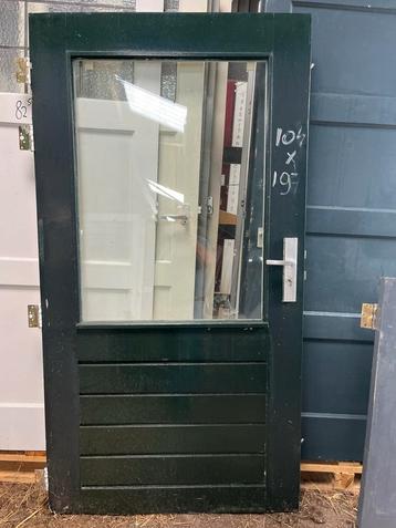 Buitendeur.Achterdeur .thermopane 3 puntssluiting beschikbaar voor biedingen