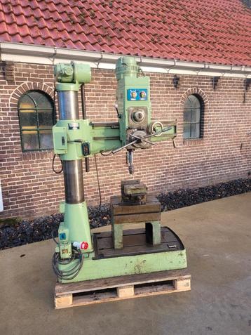 Nette radiaalboormachine radiaalboor kolomboormachine beschikbaar voor biedingen
