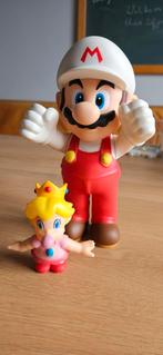 Vinyl toys Mario bros & Princess Peach Nintendo, Ophalen of Verzenden, Zo goed als nieuw