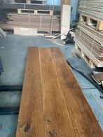 43 m2 massief eiken parketvloer .25& 24 cm breed. 2,5 cm dik, 2e hands product geen info bekend, 2e hands product geen info bekend
