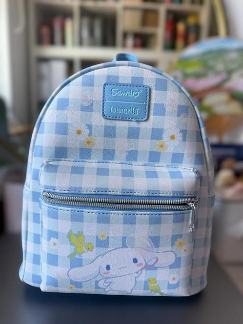 Loungefly Cinamoroll's Daisy Gingham mini backpack, Sieraden, Tassen en Uiterlijk, Tassen | Rugtassen, Zo goed als nieuw, Ophalen of Verzenden