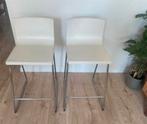2x IKEA Bernhard barkruk barkrukken, leer, roomwit, zgan, Huis en Inrichting, Barkrukken, 2 krukken, Ophalen, Zo goed als nieuw