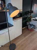 Vloerlamp / staande lamp Ikea HEKTAR, Huis en Inrichting, Lampen | Vloerlampen, Ophalen, Zo goed als nieuw, 150 tot 200 cm