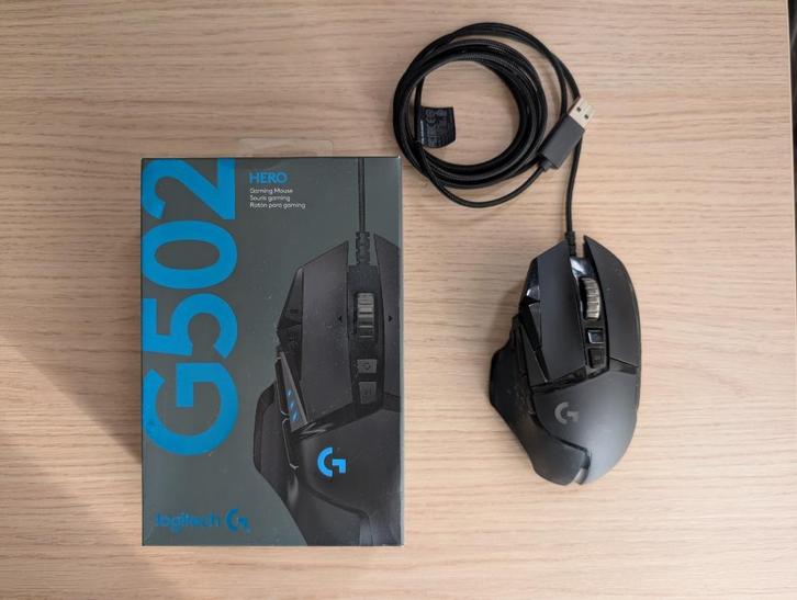 Logitech G502 Hero, Computers en Software, Muizen, Gebruikt, Muis, Rechtshandig, Bedraad, Ergonomisch, Gaming muis, Ophalen of Verzenden
