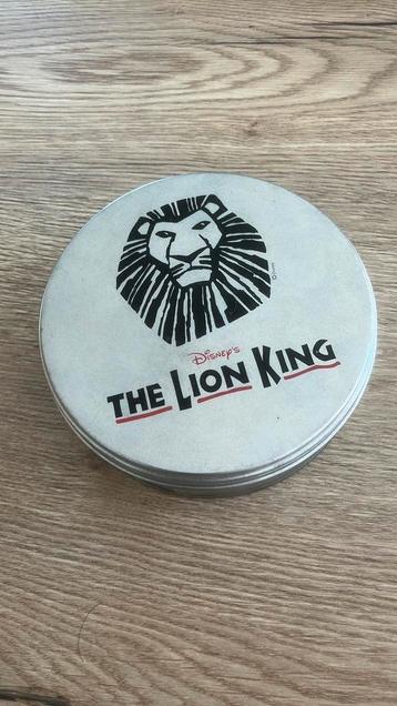 Blik Disney The Lion King, met 6 zwart rubberen onderzetters beschikbaar voor biedingen