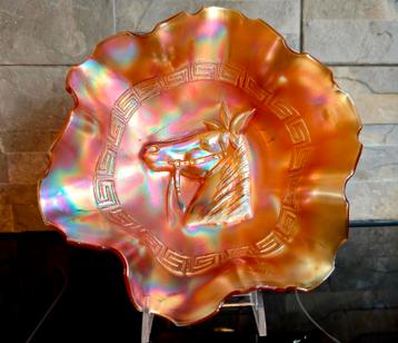 Antieke Schaal carnival glas Dugan Pony Marigold 1920 paard beschikbaar voor biedingen