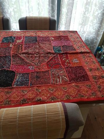 Tafelkleed handwerk  beschikbaar voor biedingen