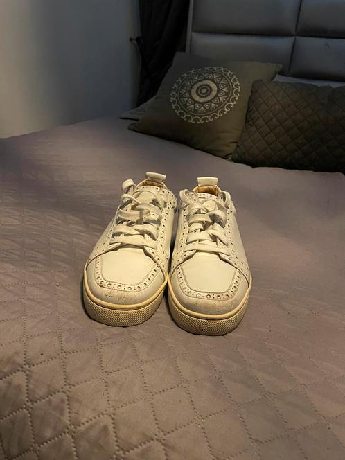 Christian louboutin calf white low, Kleding | Heren, Schoenen, Zo goed als nieuw, Sneakers of Gympen, Wit, Ophalen