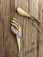 Twee oude gouden oorhangers, allebei single, Verzenden, Goud