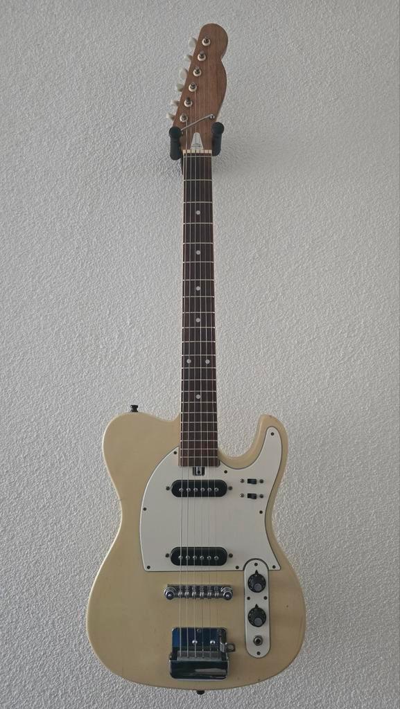 Vintage Japans Gitaartje, Muziek en Instrumenten, Snaarinstrumenten | Gitaren | Elektrisch, Gebruikt, Solid body, Overige merken