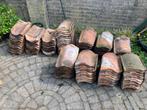 Gratis af te halen +- 125 rode dakpannen, Doe-het-zelf en Verbouw, Dakpannen en Dakbedekking, Ophalen, Gebruikt, Steen of Klei