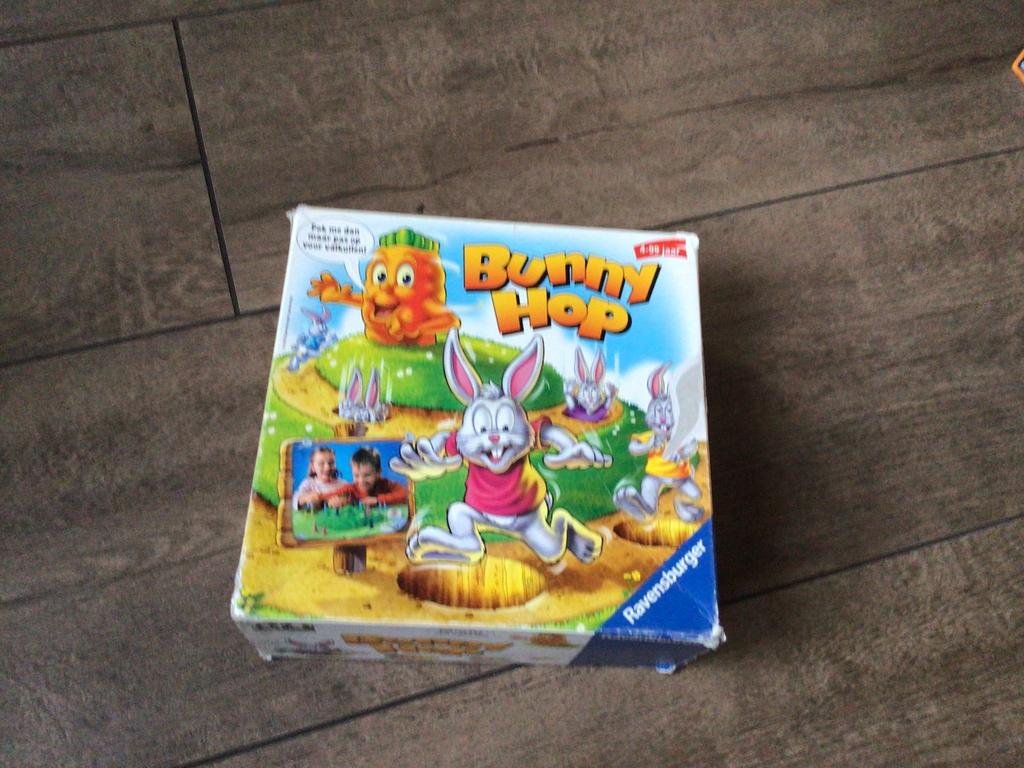 Bunny hop, Ophalen of Verzenden, Meer dan 50 stukjes, Zo goed als nieuw