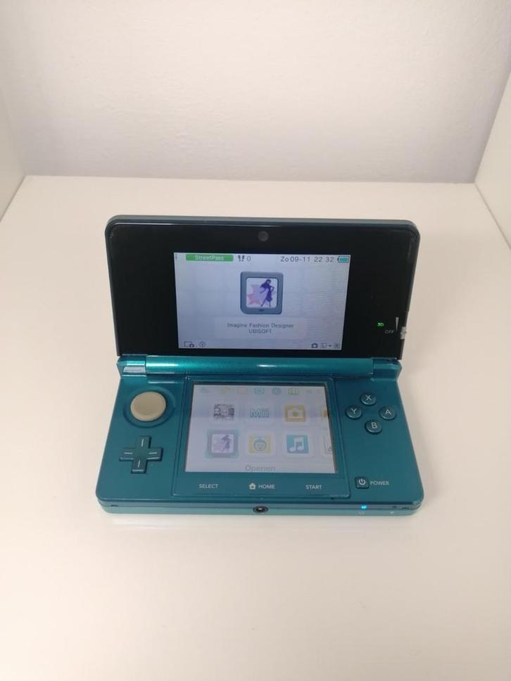 Nintendo 3DS (inclusief oplader en games), Spelcomputers en Games, Spelcomputers | Nintendo 2DS en 3DS, Zo goed als nieuw, 3DS