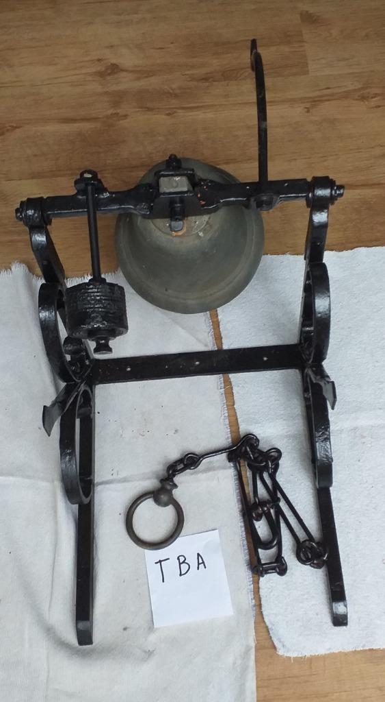 schoolbel - trekbel in brons, Antiek en Kunst, Antiek | Koper en Brons, Brons, Ophalen of Verzenden