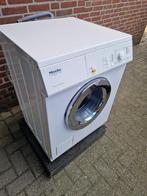 Miele novotronic W853, Witgoed en Apparatuur, Ophalen, 1200 tot 1600 toeren, Gebruikt, 4 tot 6 kg