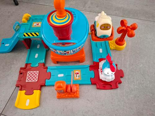 V-tech Toet Toet vliegveld, Kinderen en Baby's, Speelgoed | Vtech, Zo goed als nieuw, Ophalen