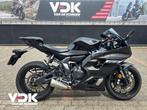 YAMAHA YZF R7 ZWART VAN MAART 2025!!!(bj 2025), Motoren, Motoren | Yamaha, 2 cilinders, Bedrijf, Super Sport, Meer dan 35 kW