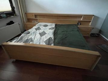 lits-jumeaux bed beschikbaar voor biedingen