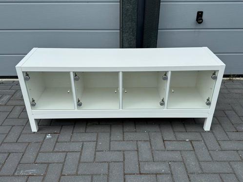 Ikea Kallax wit met glazen deuren, Huis en Inrichting, Kasten | Dressoirs, Zo goed als nieuw, 100 tot 150 cm, 25 tot 50 cm, Met deur(en)