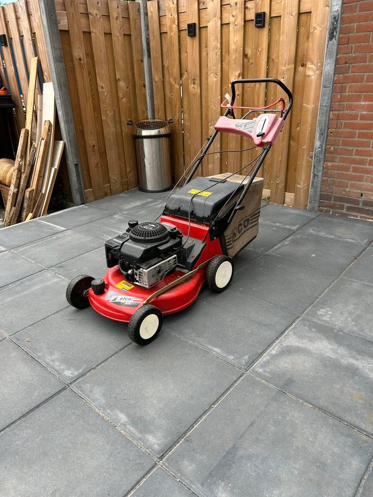 Nette duwmaaier / grasmaaier, Tuin en Terras, Grasmaaiers, Gebruikt, Cirkelmaaier, Ophalen of Verzenden