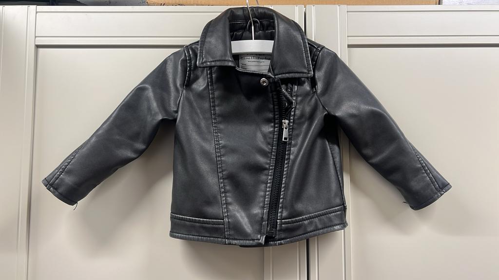 Imitatie leren jasje Primark, Ophalen of Verzenden, Zo goed als nieuw, Jongen of Meisje, Overige typen