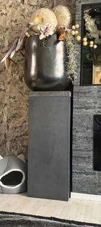 Zuil met pot en bloemen, Ophalen of Verzenden, Zo goed als nieuw