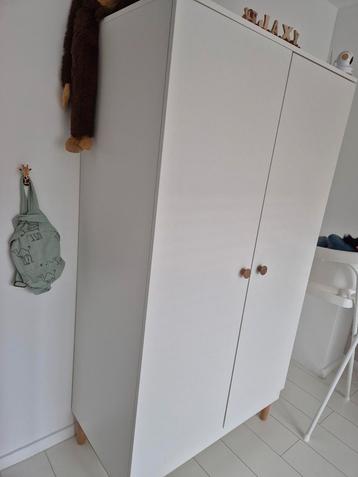 Baby/Kinderkamer Kledingkast beschikbaar voor biedingen
