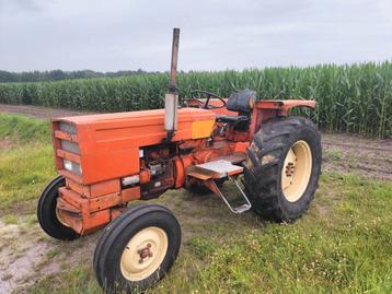  Renault 551 tractor ploeg frees grondbak onderdelen pz 135  beschikbaar voor biedingen