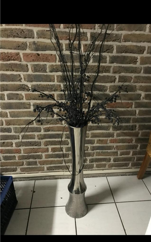 Zilver hoge vaas, Huis en Inrichting, Woonaccessoires | Kunstplanten en Kunstbloemen, Ophalen of Verzenden, Zo goed als nieuw