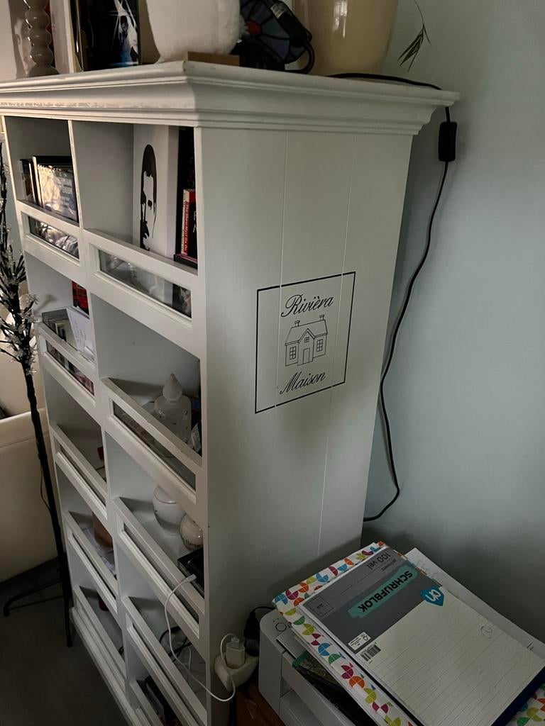 Riviera Maison Boekenkast - Kleine Beschadiging, Huis en Inrichting, Kasten | Boekenkasten, Ophalen, Met plank(en), Gebruikt, 50 tot 100 cm