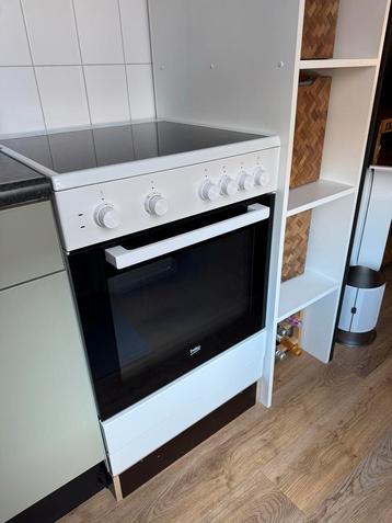 Beko keramisch fornuis FSM67010GW beschikbaar voor biedingen