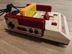 Nintendo Famicom - RGB modified see details, Spelcomputers en Games, Ophalen of Verzenden, Zo goed als nieuw, Met 2 controllers