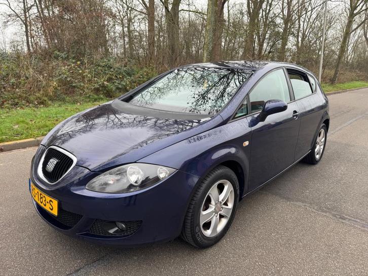 Seat Leon 1.6 Businessline / AIRCO / NIEUWE APK / 5 DEURS, Auto's, Seat, Bedrijf, Te koop, Leon, ABS, Airbags, Airconditioning