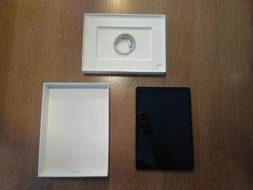 iPad 8 32GB (in zeer nette staat) beschikbaar voor biedingen